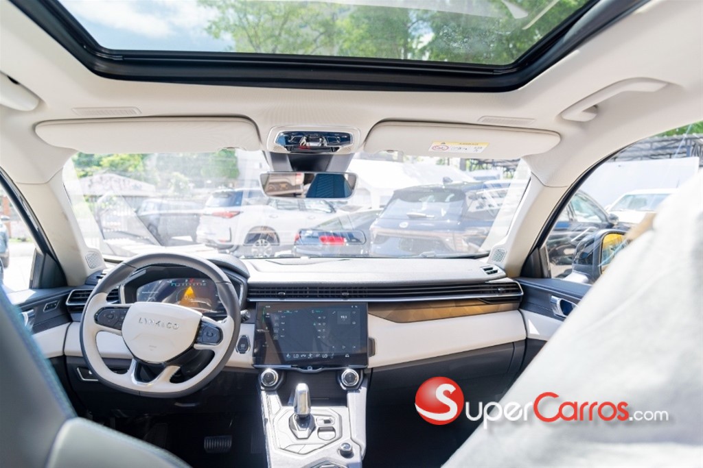 2025 Lynk CO 01 Louder Pro — foto 5 / 9