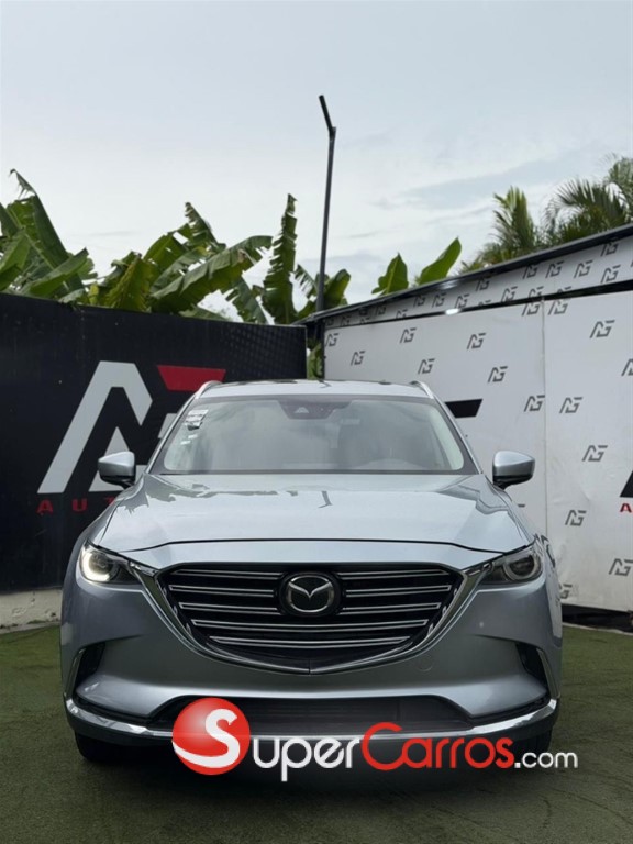 2023 Mazda CX-9 Touring — foto 2 / 11