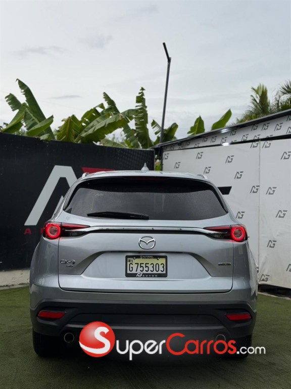 2023 Mazda CX-9 Touring — foto 5 / 11