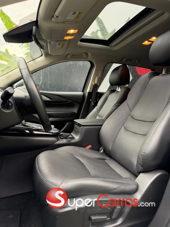 2023 Mazda CX-9 Touring — foto 7 / 11