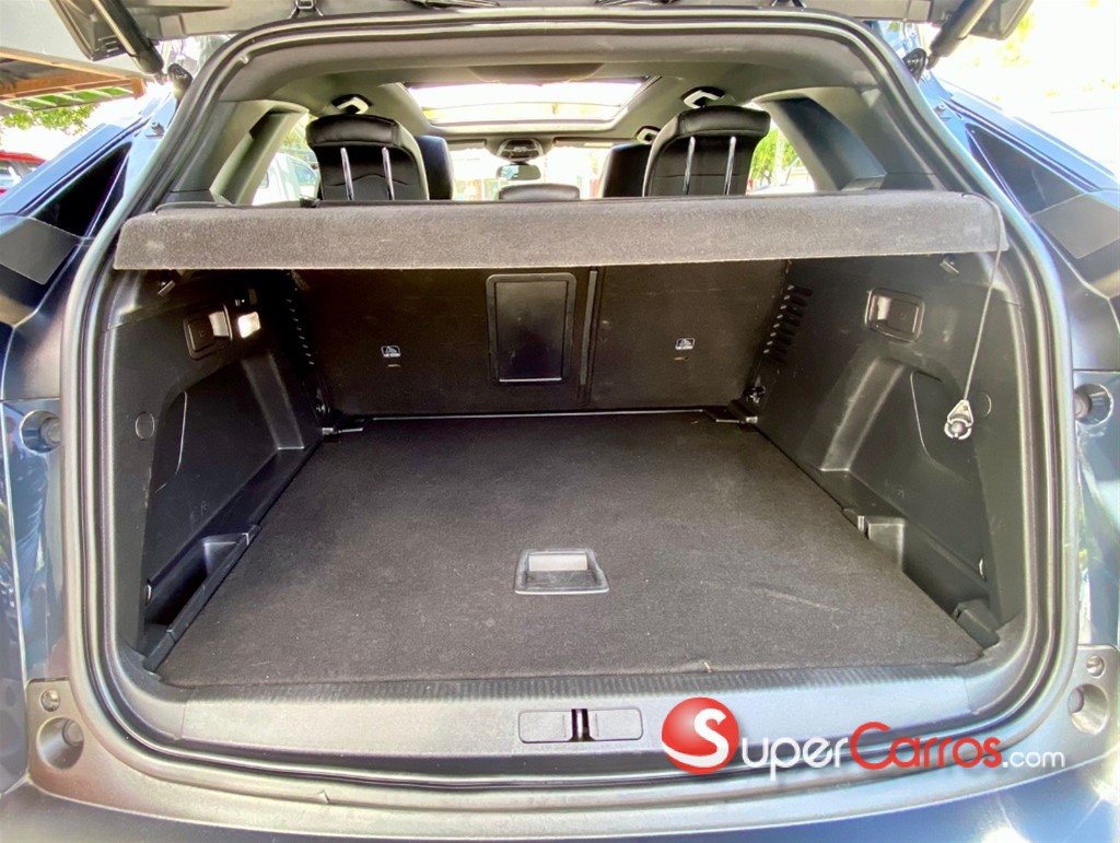 2019 Peugeot 3008 GT Line — foto 9 / 12