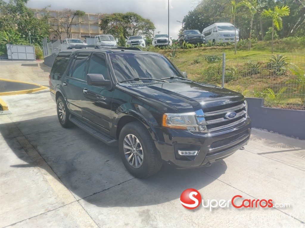 2017 Ford Expedition XLT — foto 2 / 12