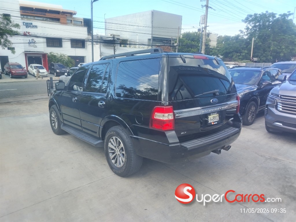 2017 Ford Expedition XLT — foto 4 / 12