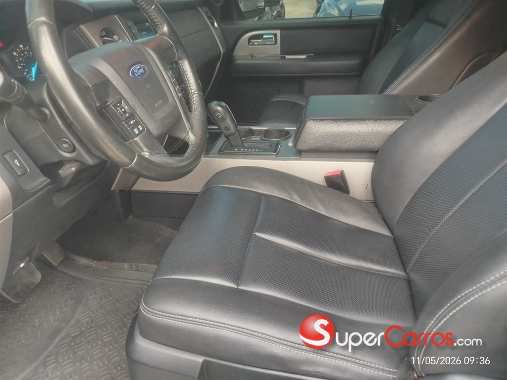 2017 Ford Expedition XLT — foto 5 / 12