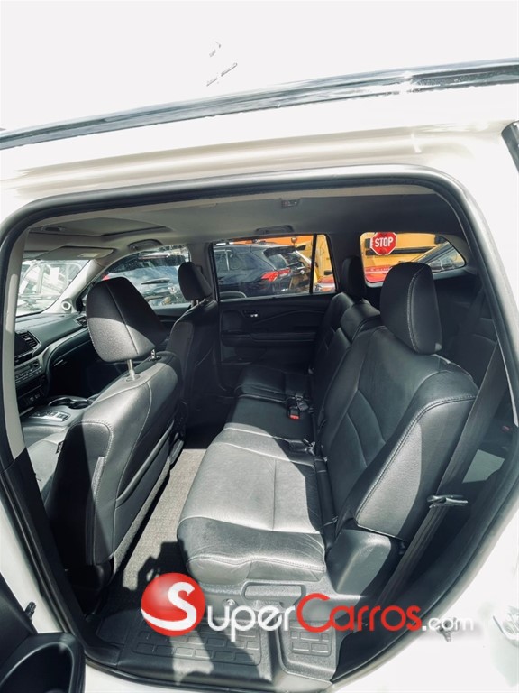 2021 Honda Pilot EXL — foto 4 / 8