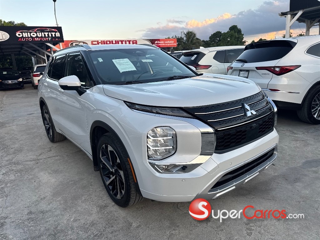 2022 Mitsubishi Motors Outlander SEL — foto 7 / 12