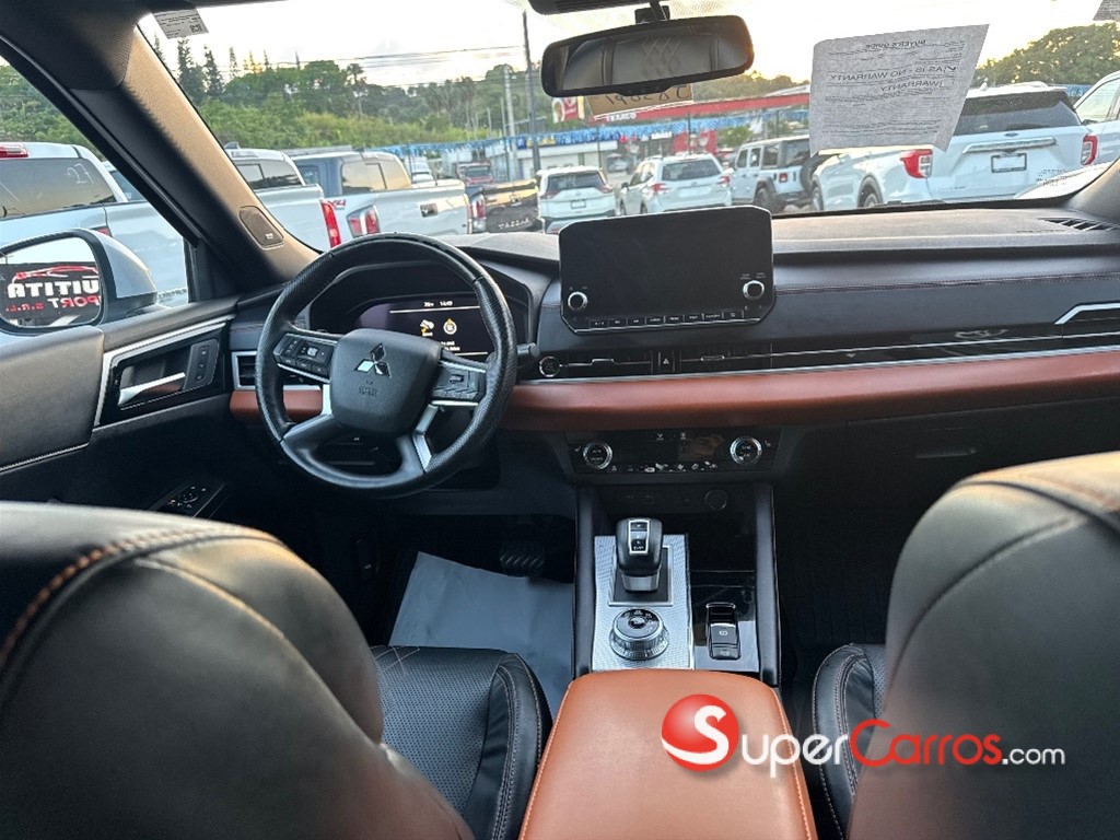 2022 Mitsubishi Motors Outlander SEL — foto 9 / 12