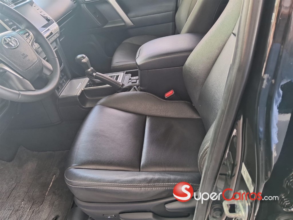 2021 Toyota Land Cruiser Prado TXL — foto 4 / 11