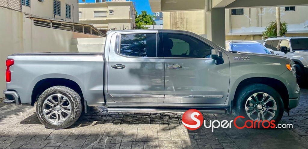 2025 Chevrolet Silverado High Country — foto 3 / 10