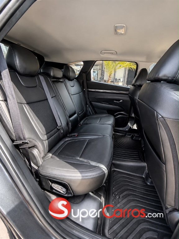 2022 Hyundai Tucson SEL — foto 10 / 12