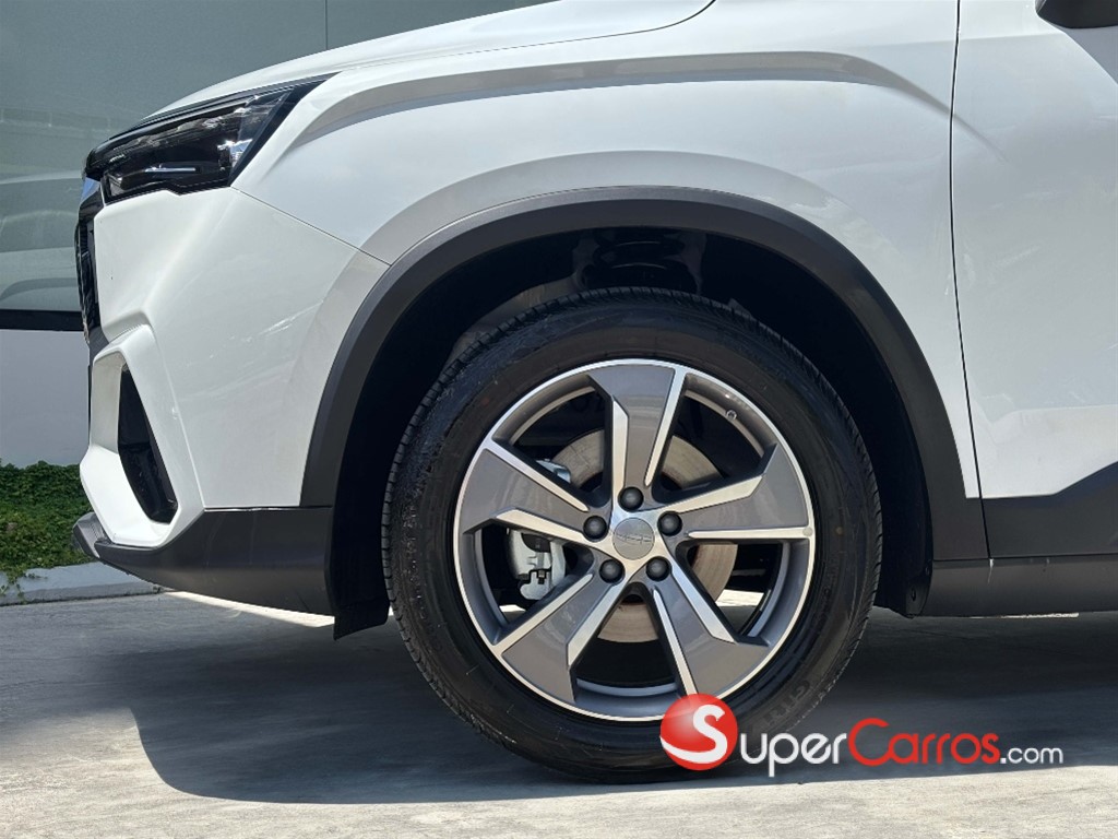 2027 Geely Okavango — foto 2 / 8