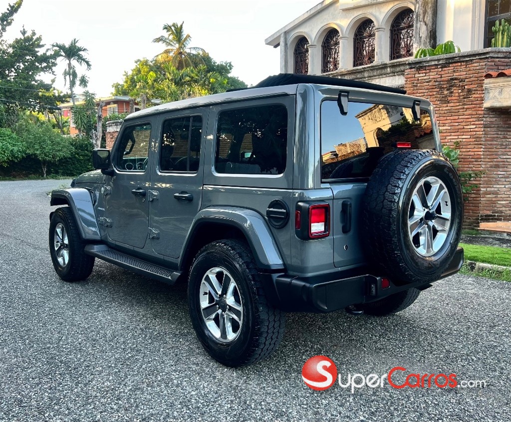 2020 Jeep Wrangler Unlimited Sahara — foto 9 / 12