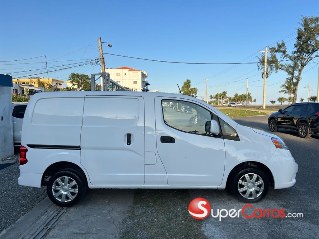 2021 Nissan NV 200 — foto 6 / 12