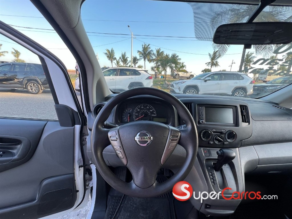 2021 Nissan NV 200 — foto 7 / 12