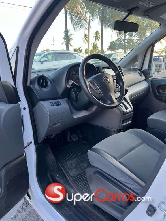 2021 Nissan NV 200 — foto 8 / 12