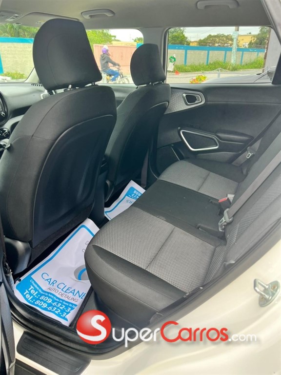 2020 Kia Soul LX — foto 5 / 8