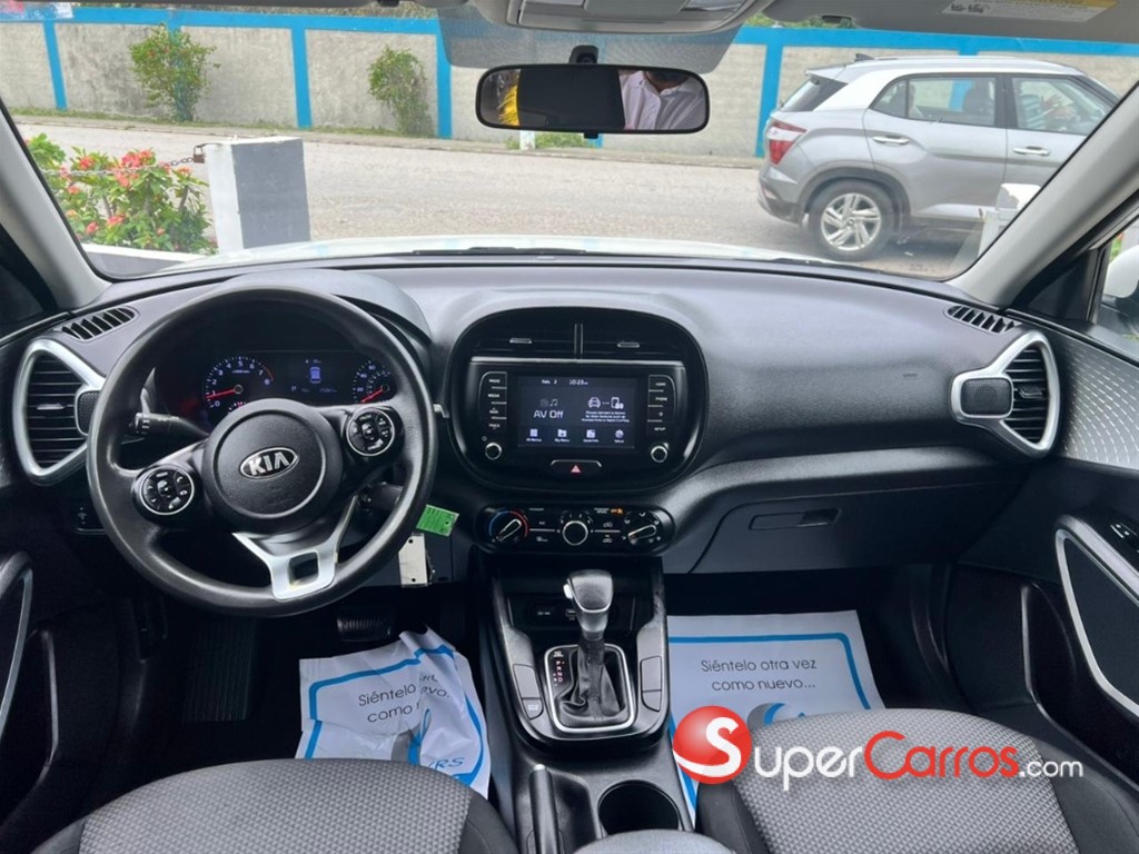 2020 Kia Soul LX — foto 7 / 8