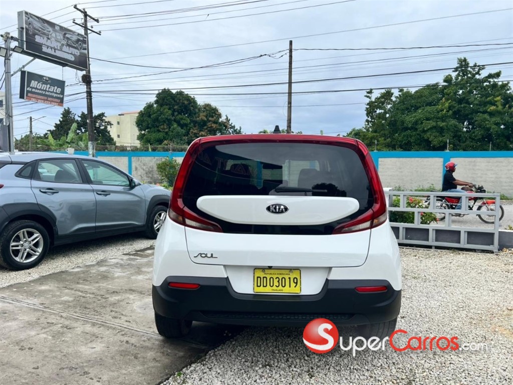 2020 Kia Soul LX — foto 8 / 8