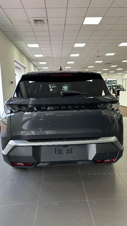 2027 Peugeot 5008 GT Line — foto 6 / 8