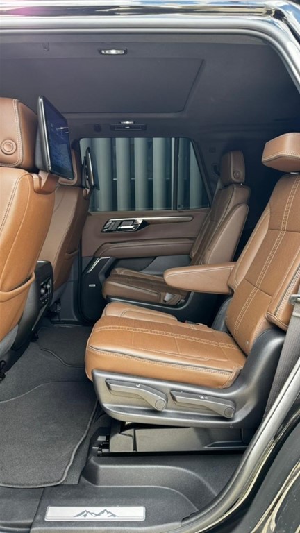 2025 Chevrolet Tahoe Highcountry — foto 6 / 7