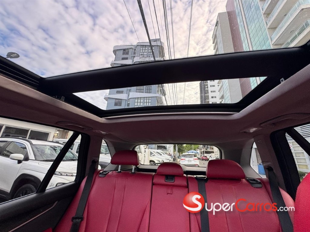 2014 BMW X 5 SDrive 35i — foto 9 / 11