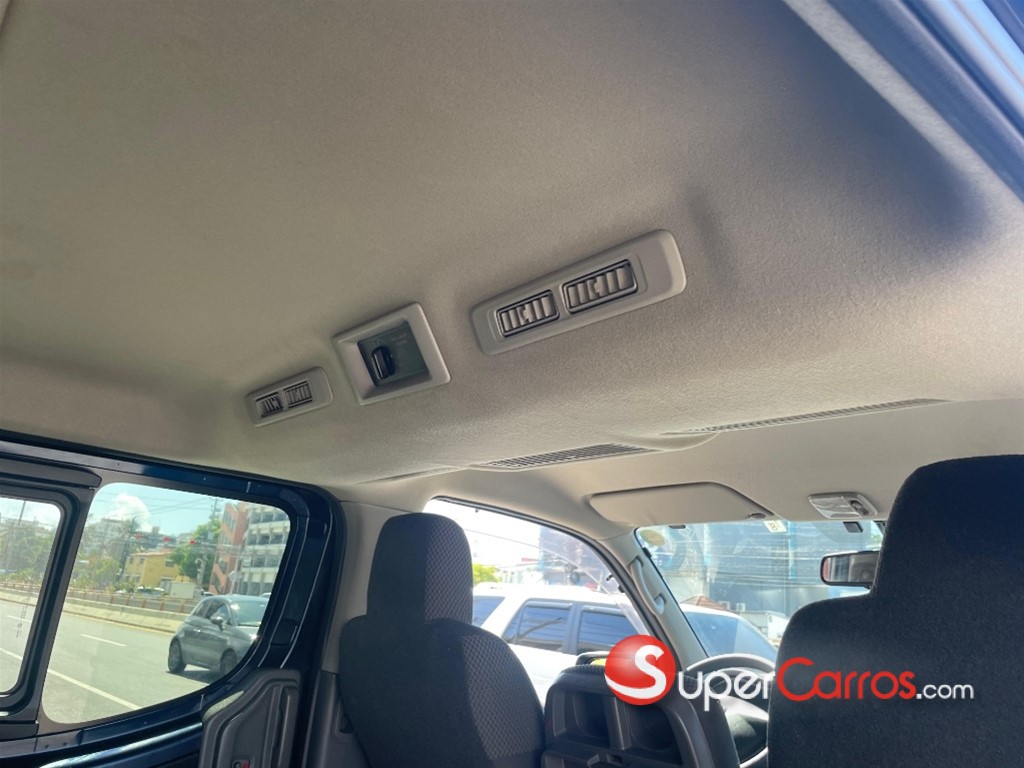 2021 Nissan Caravan — foto 8 / 11
