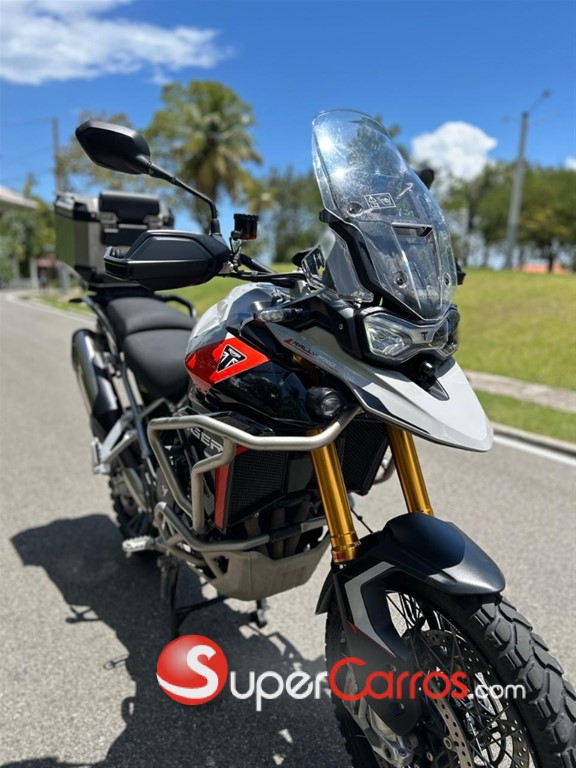 2025 Triumph 900 TIGER RALLY PRO — foto 4 / 7