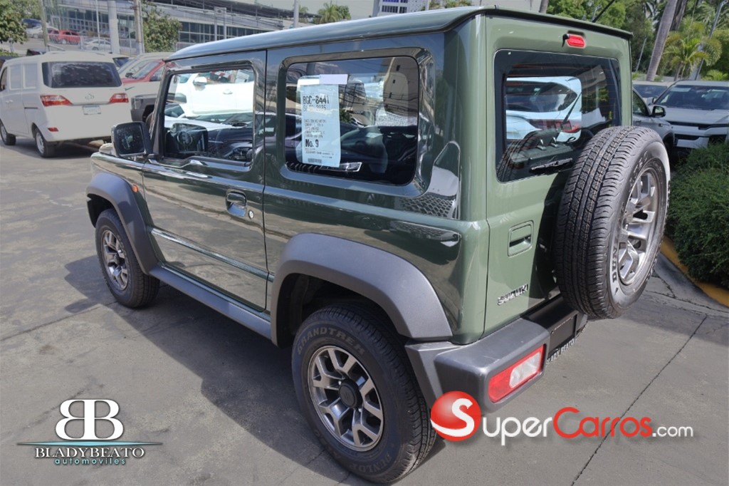 2026 Suzuki Jimny GLX — foto 4 / 12