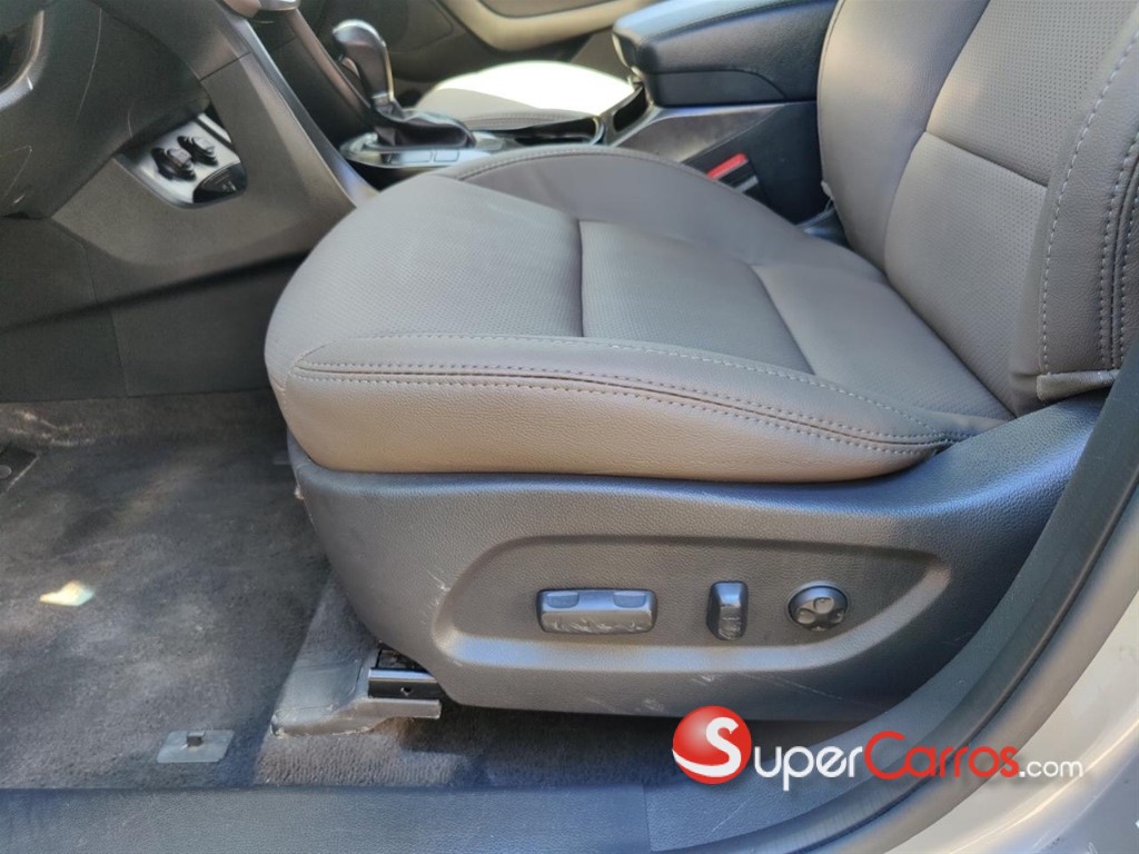2019 Hyundai Grand Santa Fe XI — foto 6 / 9