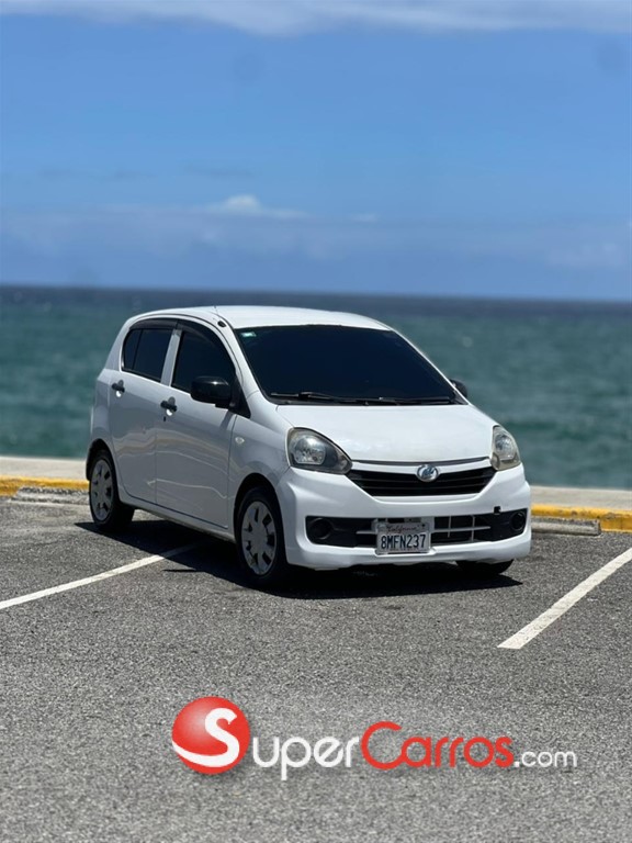 2015 Daihatsu Mira — foto 3 / 6