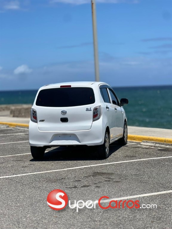 2015 Daihatsu Mira — foto 6 / 6