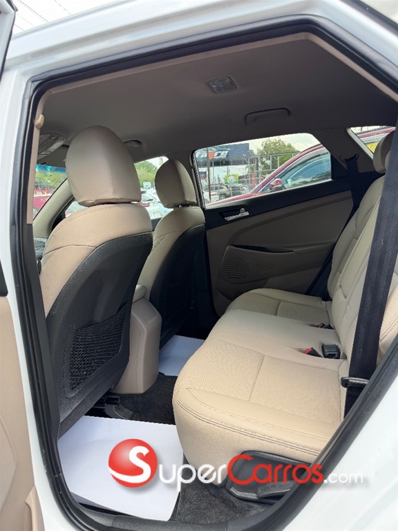 2020 Hyundai Tucson Value — foto 10 / 12