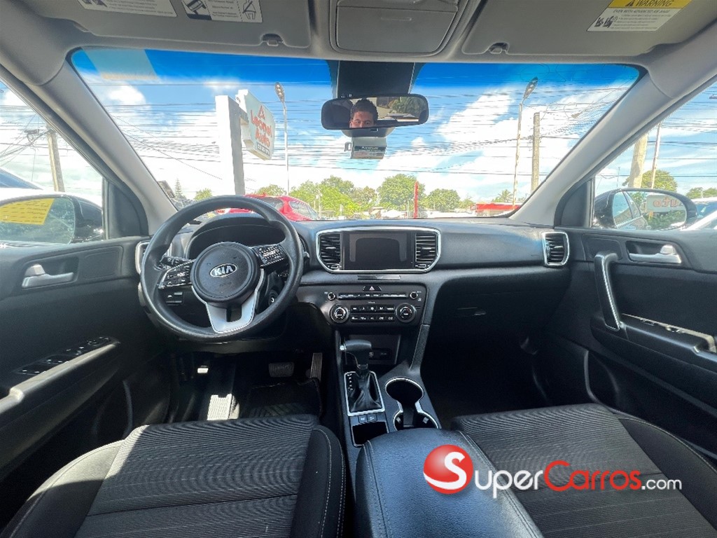2020 Kia Sportage LX — foto 9 / 11