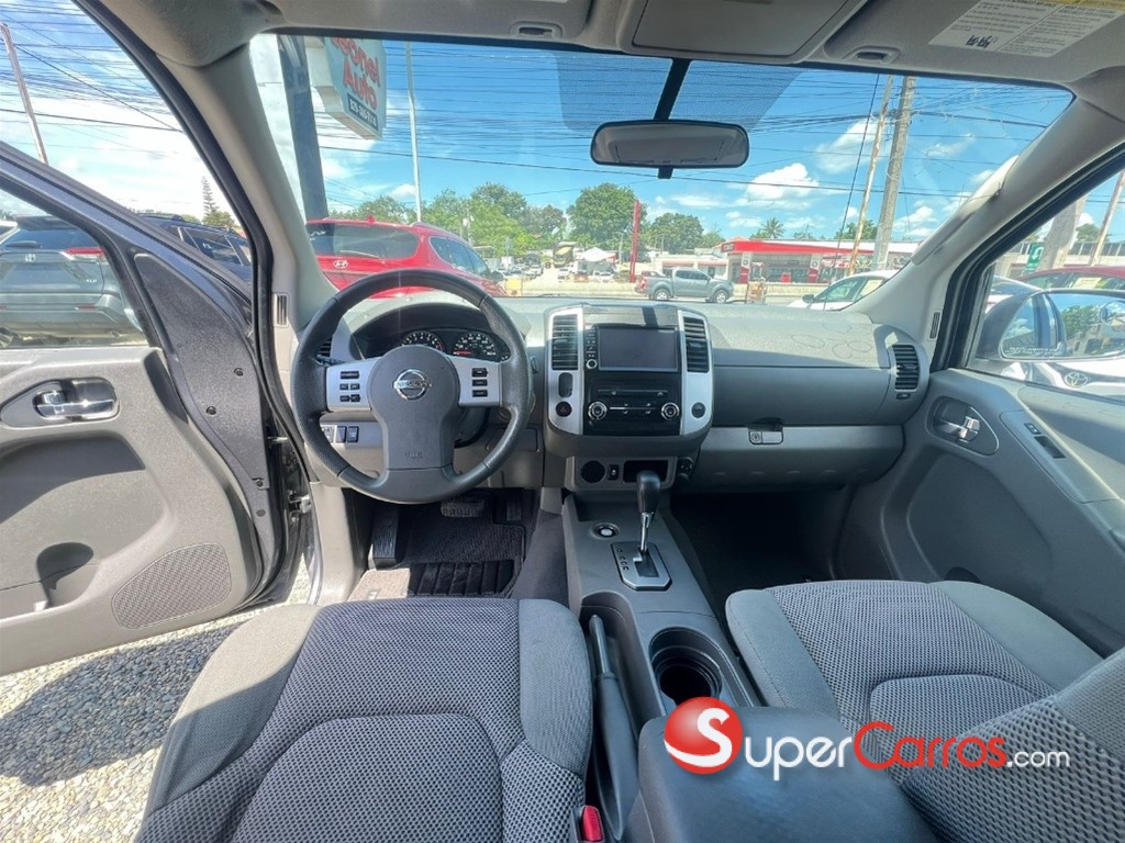 2020 Nissan Frontier SV — foto 8 / 10