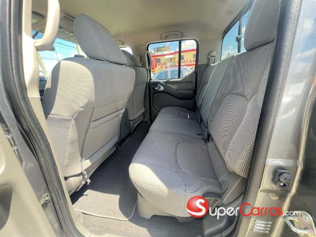 2020 Nissan Frontier SV — foto 9 / 10