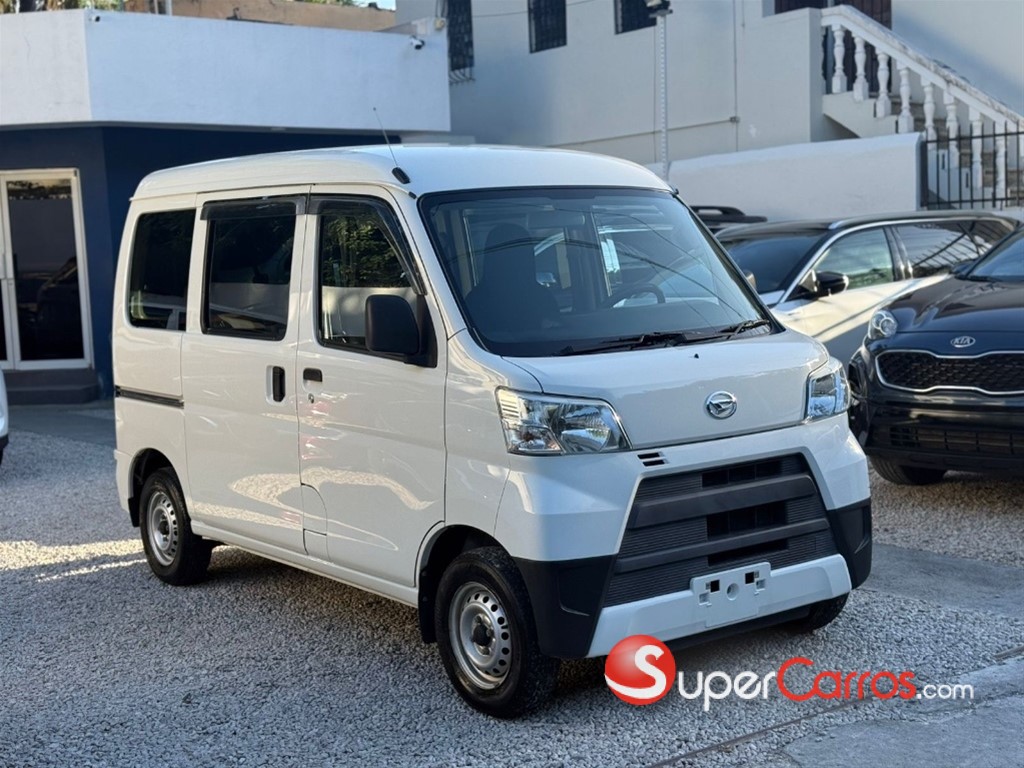 2020 Daihatsu Hijet — foto 3 / 9