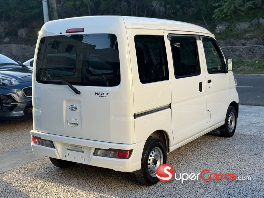 2020 Daihatsu Hijet — foto 5 / 9