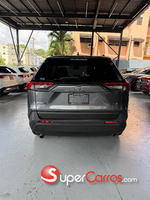 2023 Toyota RAV4 XLE — foto 10 / 10