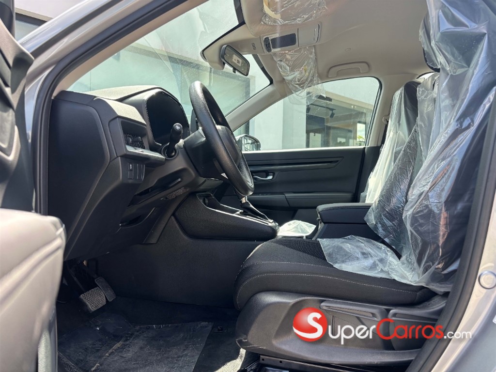 2026 Honda CR-V LX — foto 2 / 8
