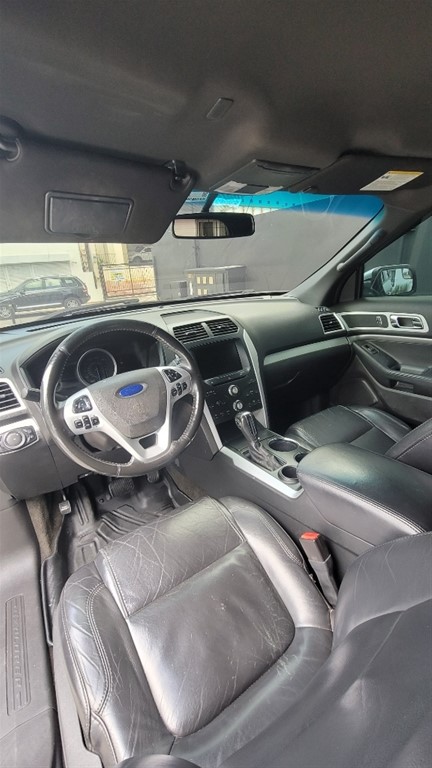 2012 Ford Explorer XLT — foto 10 / 11