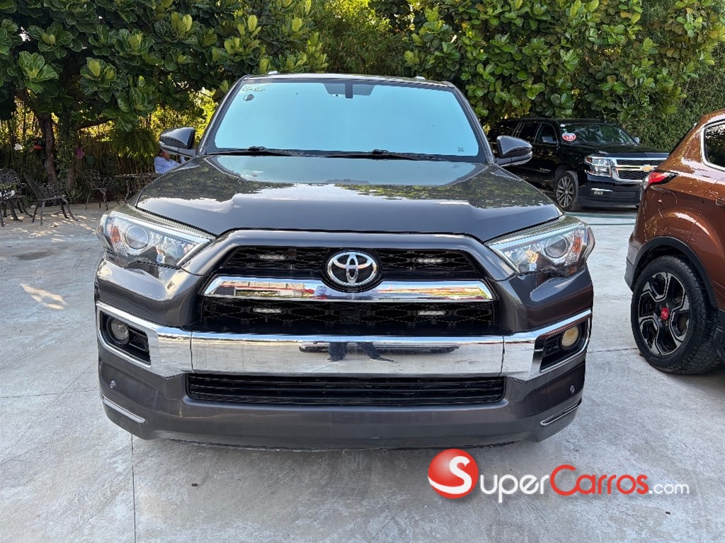 2014 Toyota 4 Runner Limited — foto 2 / 9