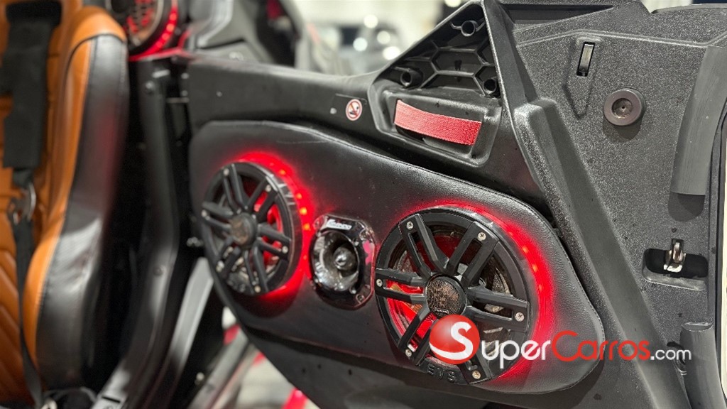 2025 Can Am Maverick MAX XRS SMART SHOX — foto 12 / 12