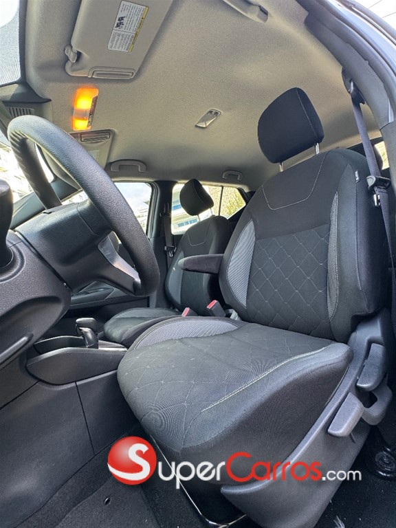 2020 Nissan Kicks — foto 5 / 12