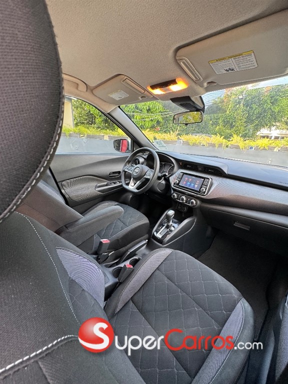 2020 Nissan Kicks — foto 11 / 12