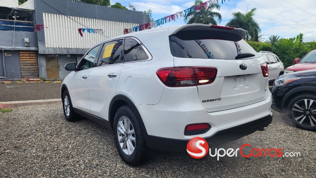 2020 Kia Sorento LX — foto 4 / 12