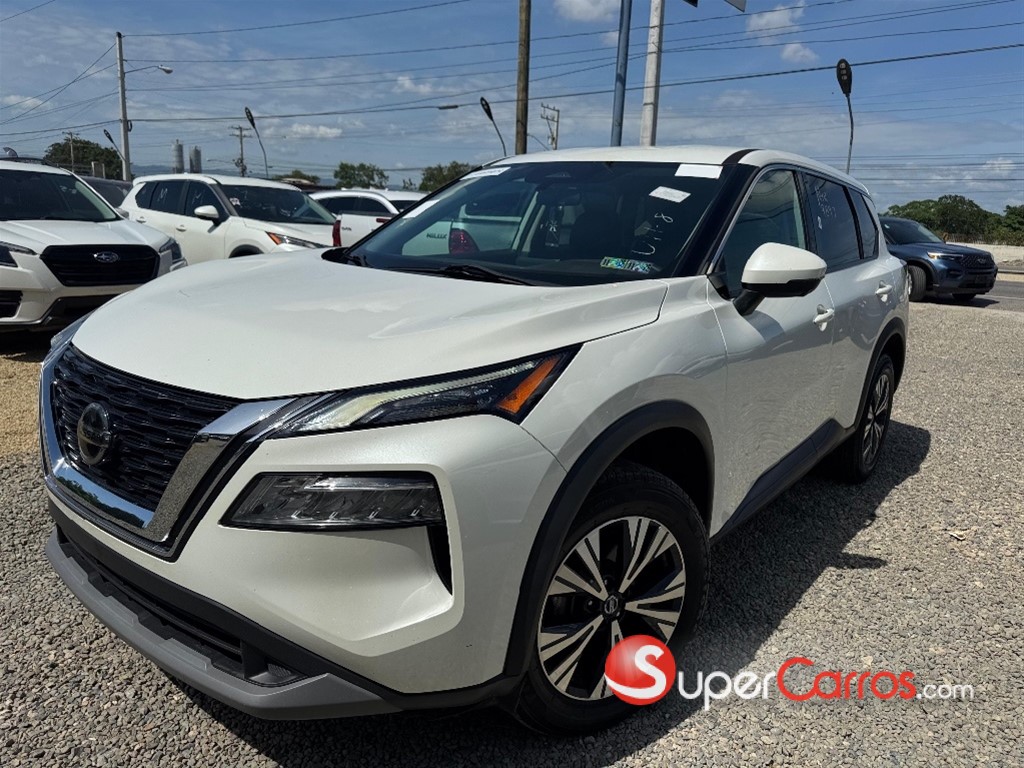 2021 Nissan Rogue SV — foto 2 / 11