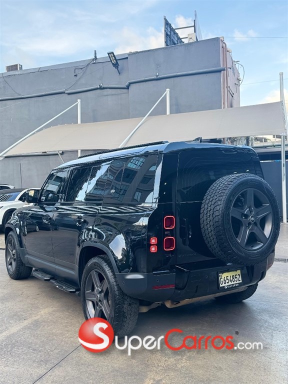2023 Land Rover Defender 110 SE — foto 3 / 8