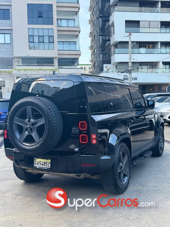 2023 Land Rover Defender 110 SE — foto 4 / 8