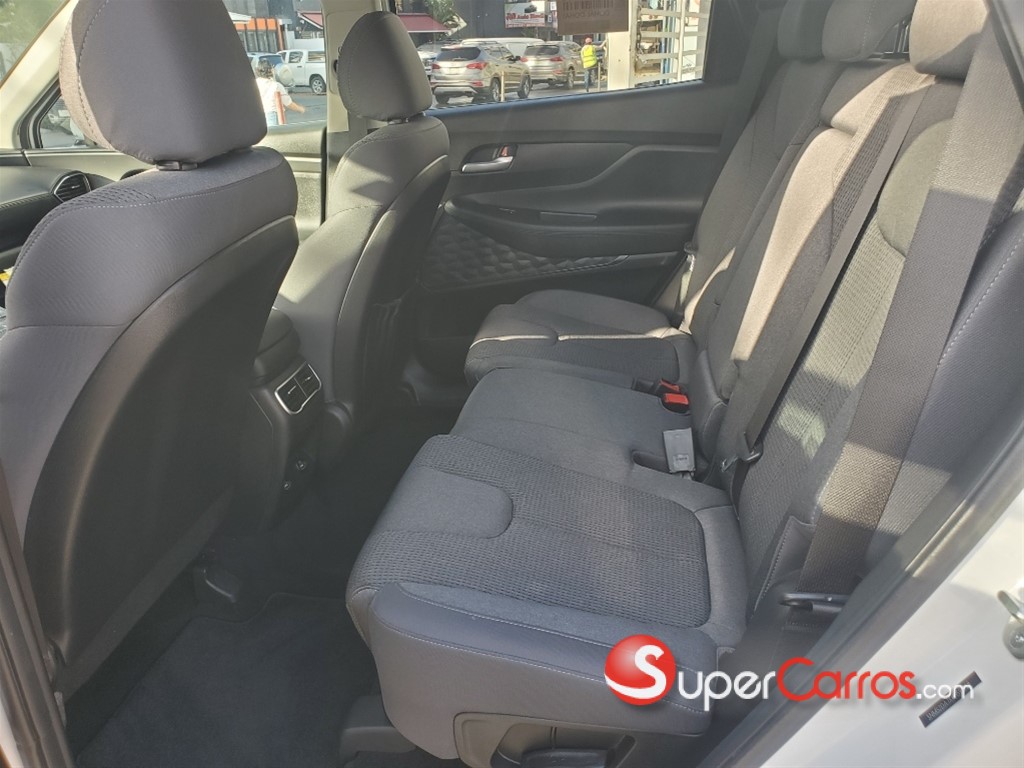 2023 Hyundai Santa Fe SE — foto 4 / 10