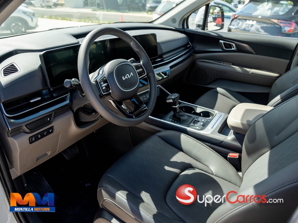 2026 Kia Carnival — foto 5 / 7